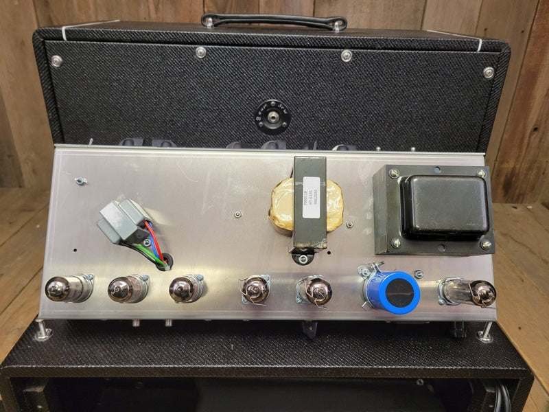 SOLD - Henry Amplification SRT+ Tube Amplifier Head with cabinet - Mahar's Vintage Guitars