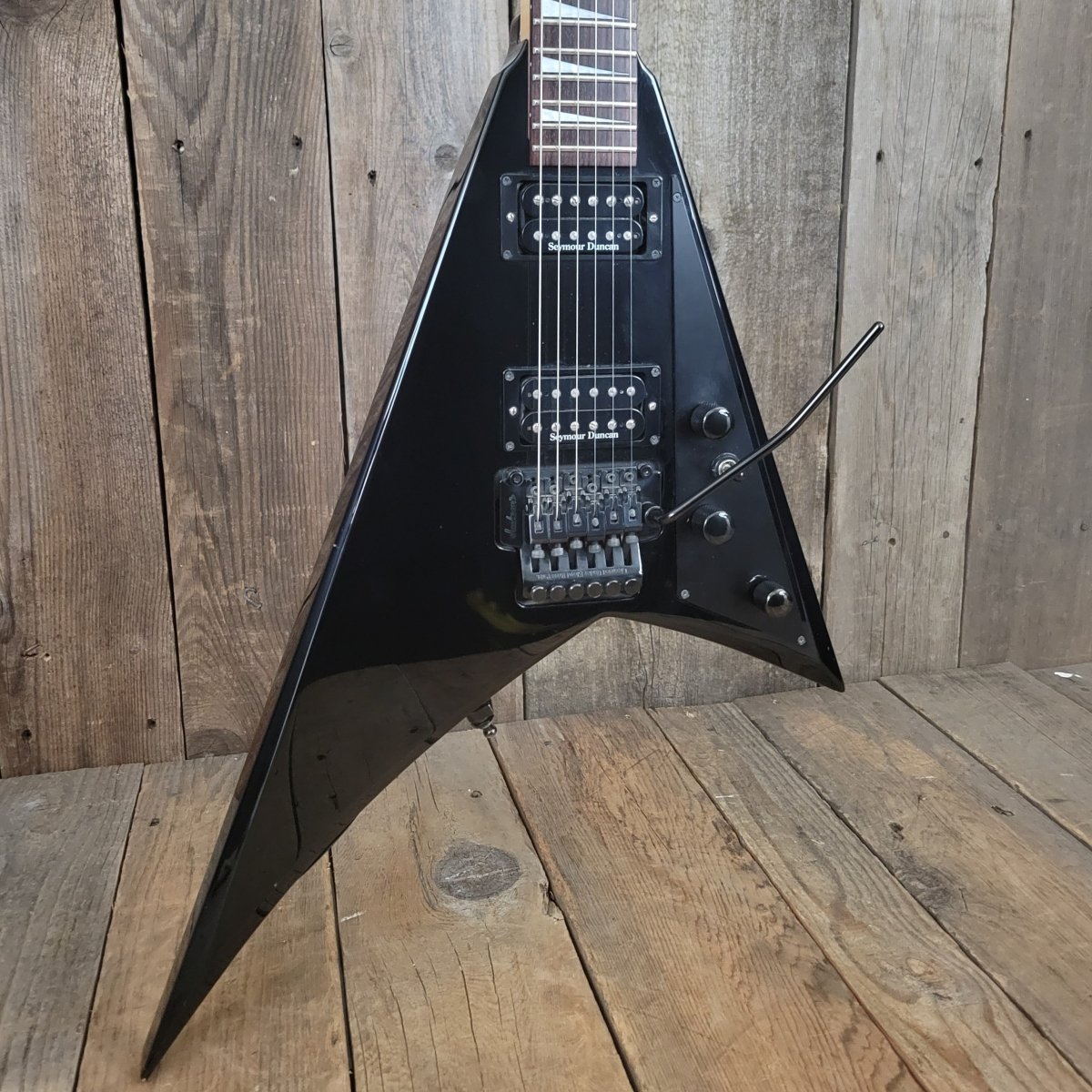 SOLD - Jackson RR3 Randy Rhodes V - 1997 - Mahar's Vintage Guitars