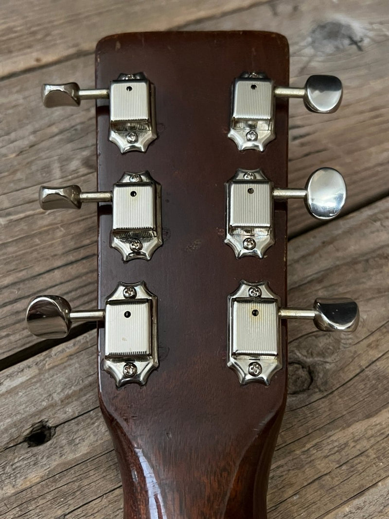 SOLD - Martin 00 - 17 1947 - Mahar's Vintage Guitars