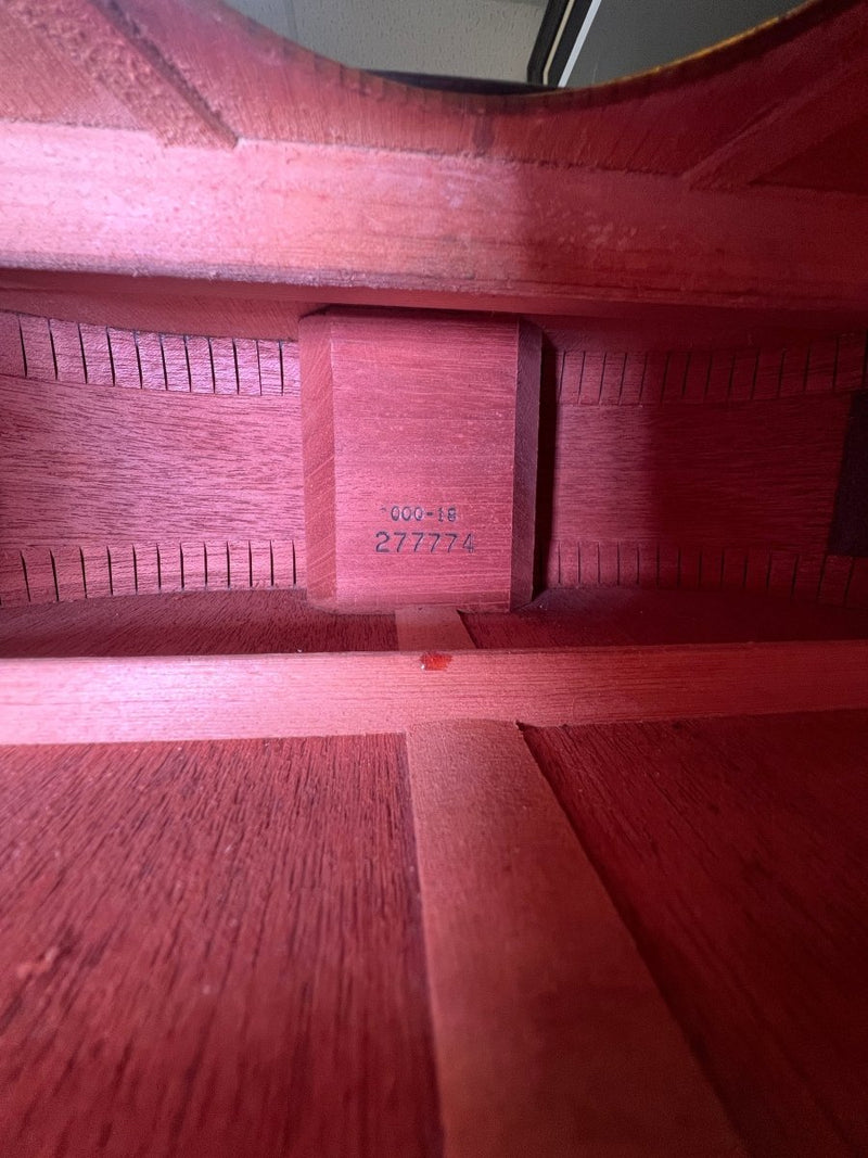 SOLD - Martin 000 - 18 1971 - Mahar's Vintage Guitars