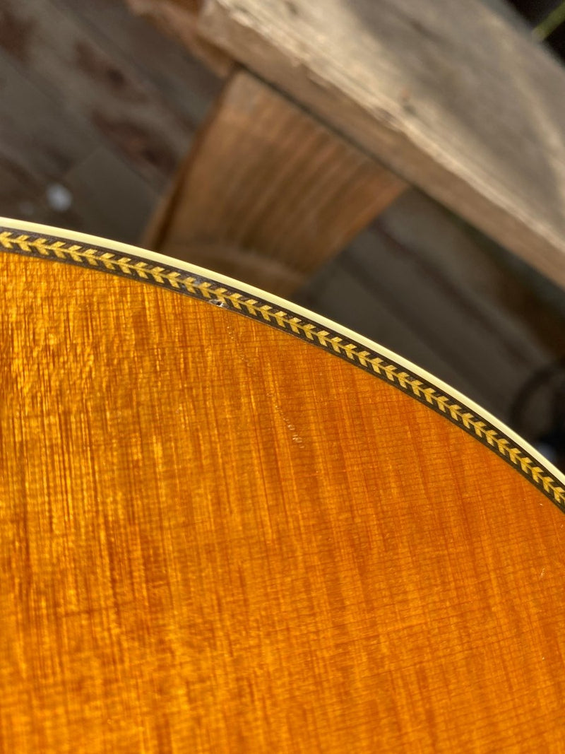 SOLD - Martin 000 - 28EC Eric Clapton Signature 1998 - Mahar's Vintage Guitars