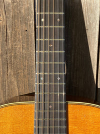 SOLD - Martin 000 - 28EC Eric Clapton Signature 1998 - Mahar's Vintage Guitars