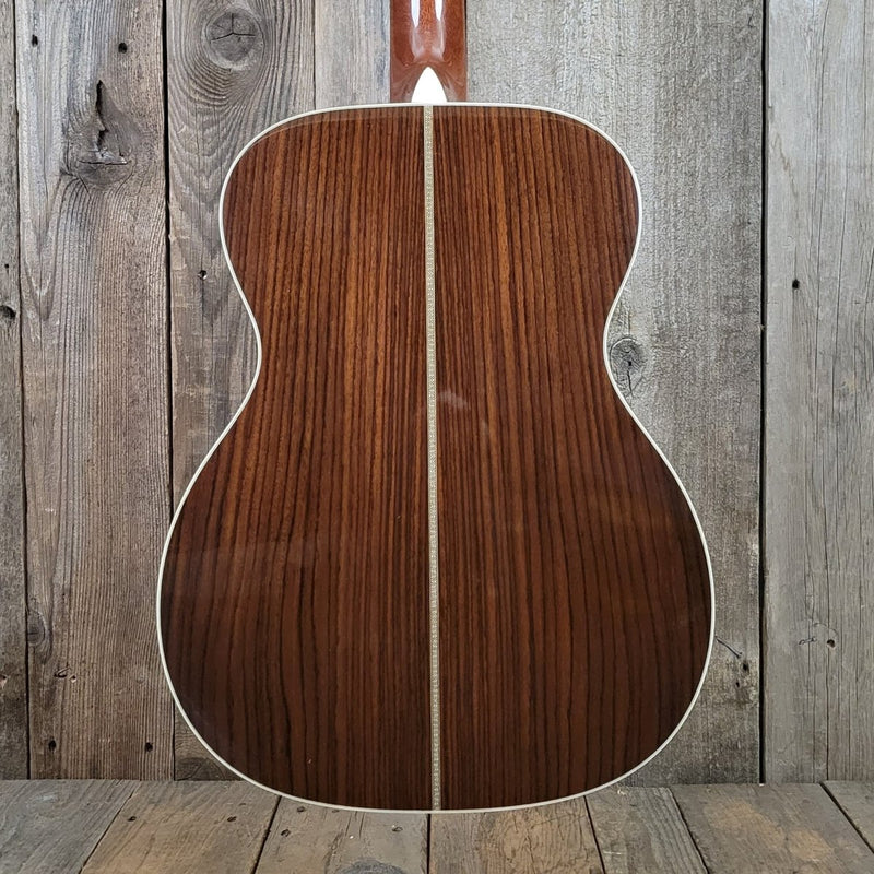 SOLD - Martin 000 - 28EC Eric Clapton Signature Model 2008 - Mahar's Vintage Guitars