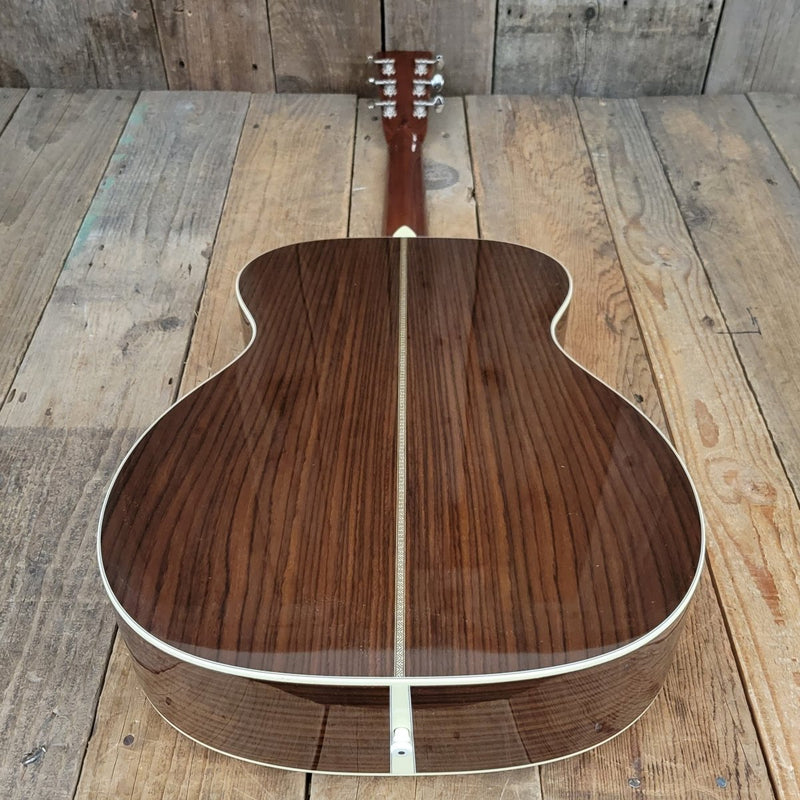 SOLD - Martin 000 - 28EC Eric Clapton Signature Model 2008 - Mahar's Vintage Guitars