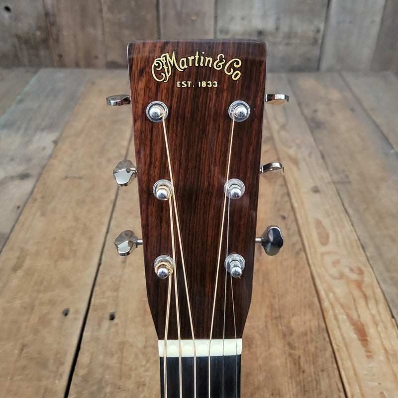 SOLD - Martin 000 - 28EC Eric Clapton Signature Model 2008 - Mahar's Vintage Guitars