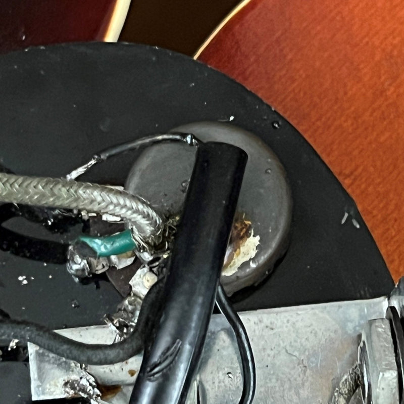 SOLD - National Model 1125 Dynamic Sold Top Archtop Guitar 1953 Sunburst - Mahar's Vintage Guitars