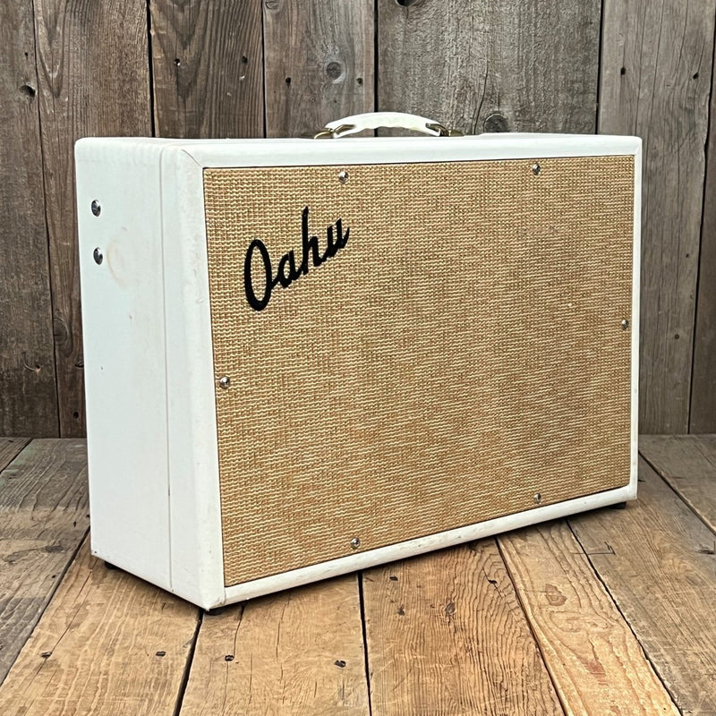 SOLD - Oahu by Valco Guitar Amplifier with Tremolo 1964 Like Supro 1624T 6424 - Mahar's Vintage Guitars