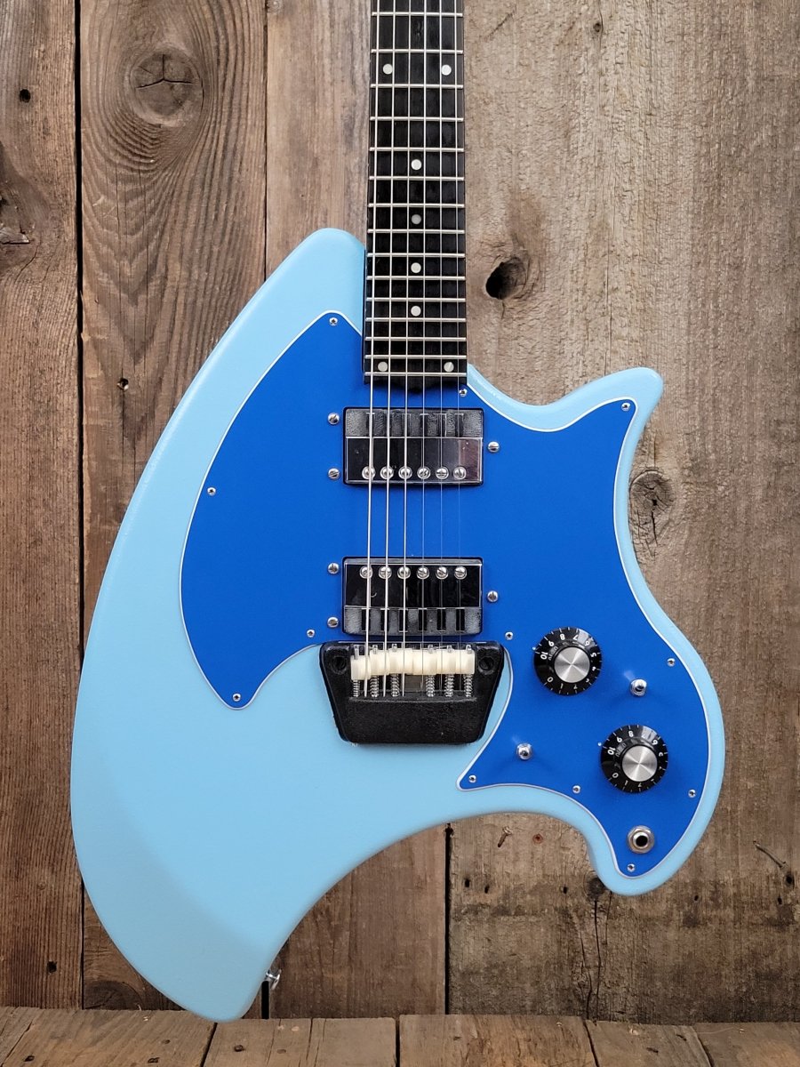 SOLD - Ovation Breadwinner 1973 Sky Blue Lyrachord finish - Mahar's Vintage Guitars