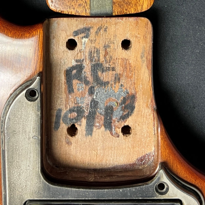 SOLD - Ovation Magnum I Bass 1978 - Mahar's Vintage Guitars