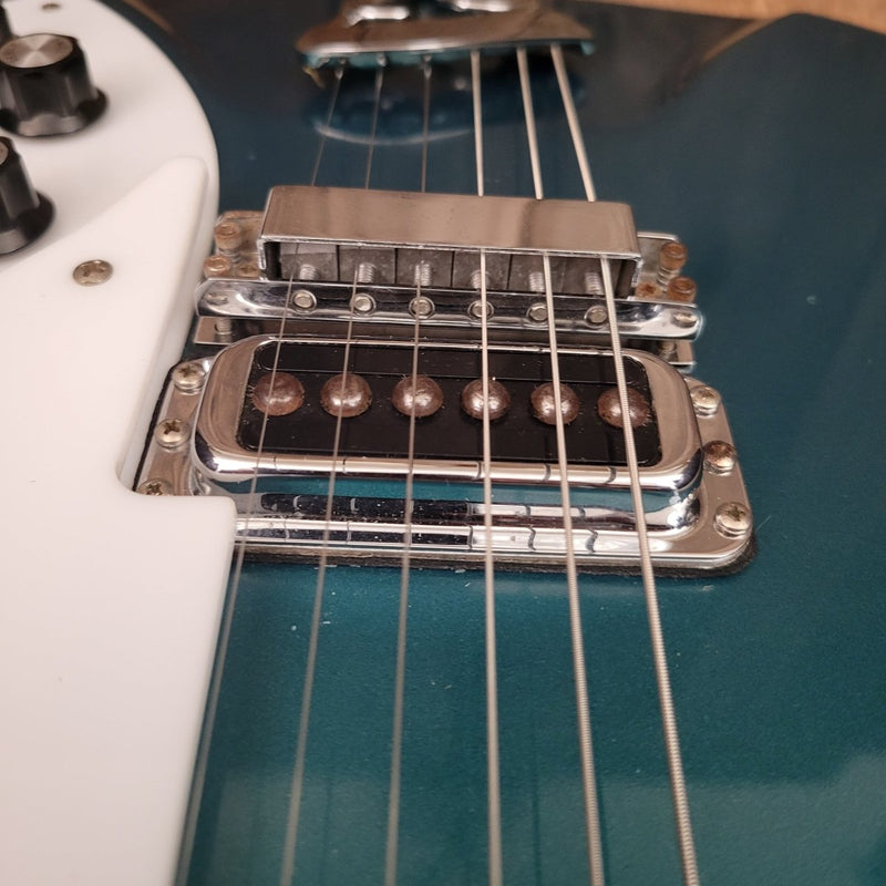SOLD - Rickenbacker 360 Turquoise 1994 - Mahar's Vintage Guitars