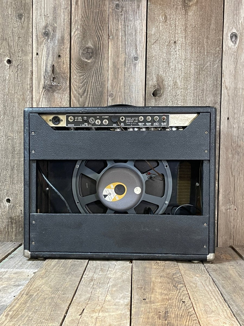 Sold - Sell us yours! - Fender AA763 Vibroverb 1964 FEIC Pre CBS Blackpanel - Mahar's Vintage Guitars