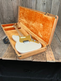 Sold! SELL US YOURS! Fender Musicmaster Gold Guard 1959 - Mahar's Vintage Guitars
