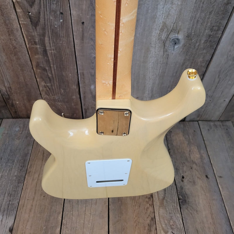 Sold - Suhr Standard Swamp Ash 2001 - Mahar's Vintage Guitars