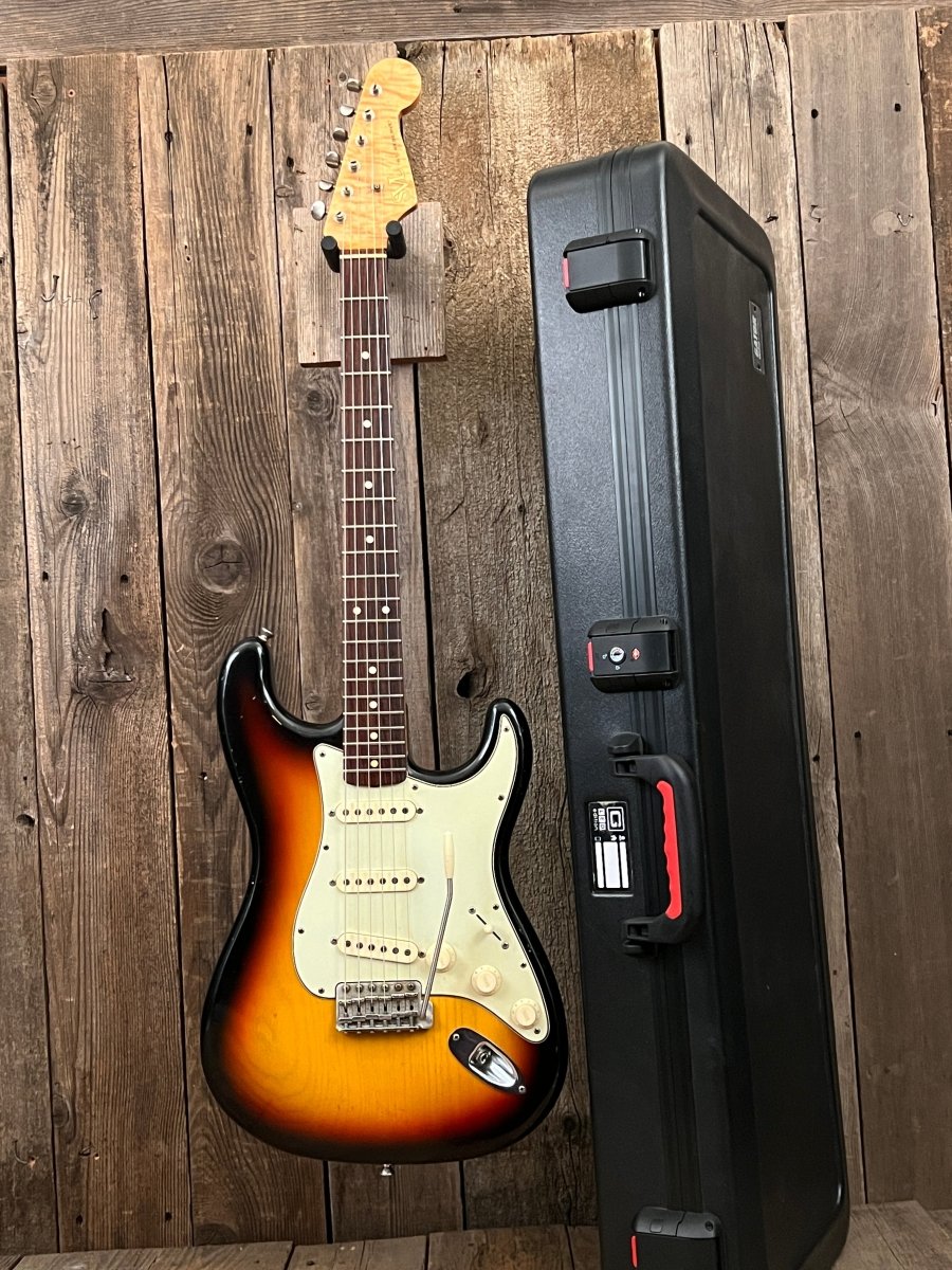 SOLD - SVL '61 Reserve 2018 Stratocaster Style Custom Electric Guitar - Mahar's Vintage Guitars