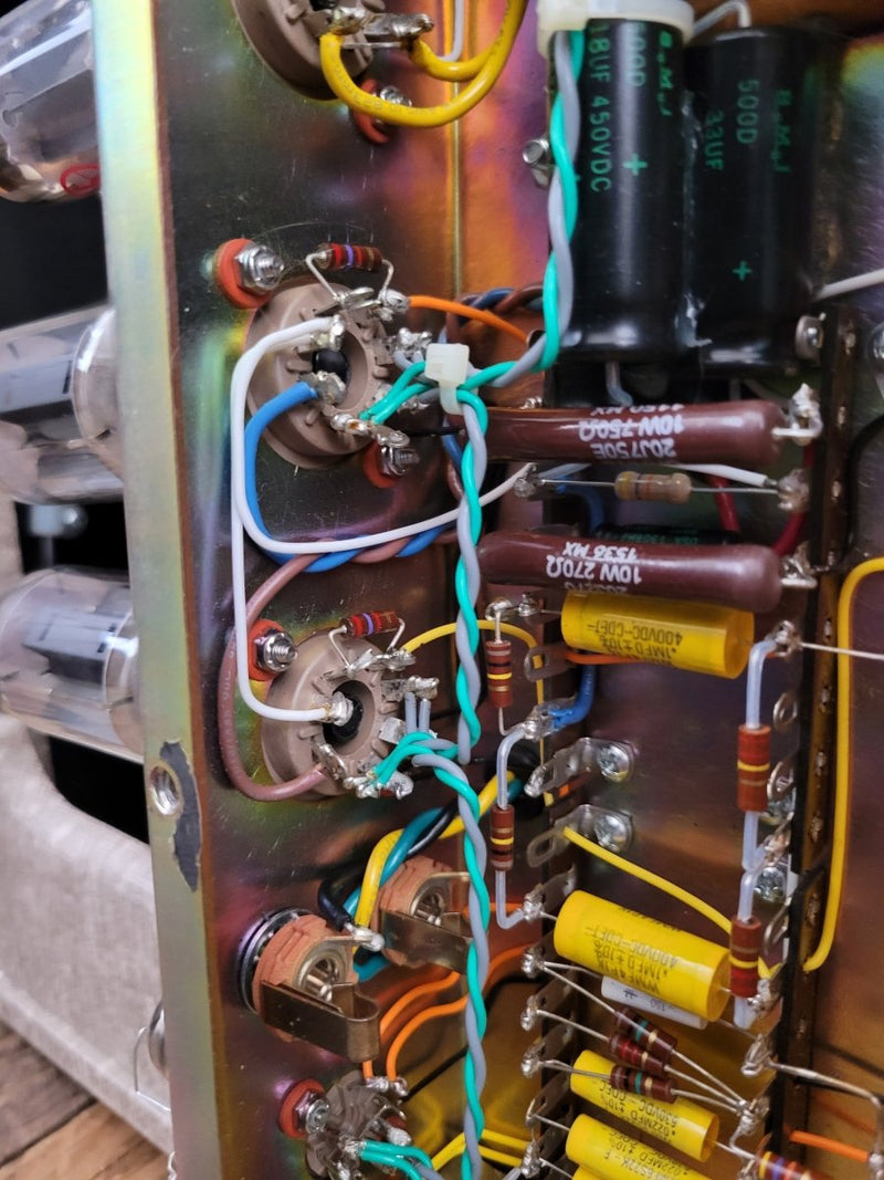 SOLD - Top Hat Super Deluxe MK2 Hand Wired Guitar Amplifier - Mahar's Vintage Guitars