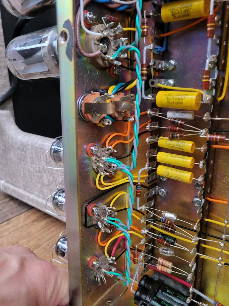 SOLD - Top Hat Super Deluxe MK2 Hand Wired Guitar Amplifier - Mahar's Vintage Guitars