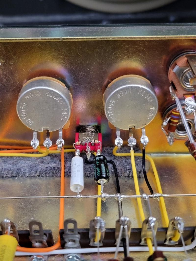 SOLD - Top Hat Super Deluxe MK2 Hand Wired Guitar Amplifier - Mahar's Vintage Guitars