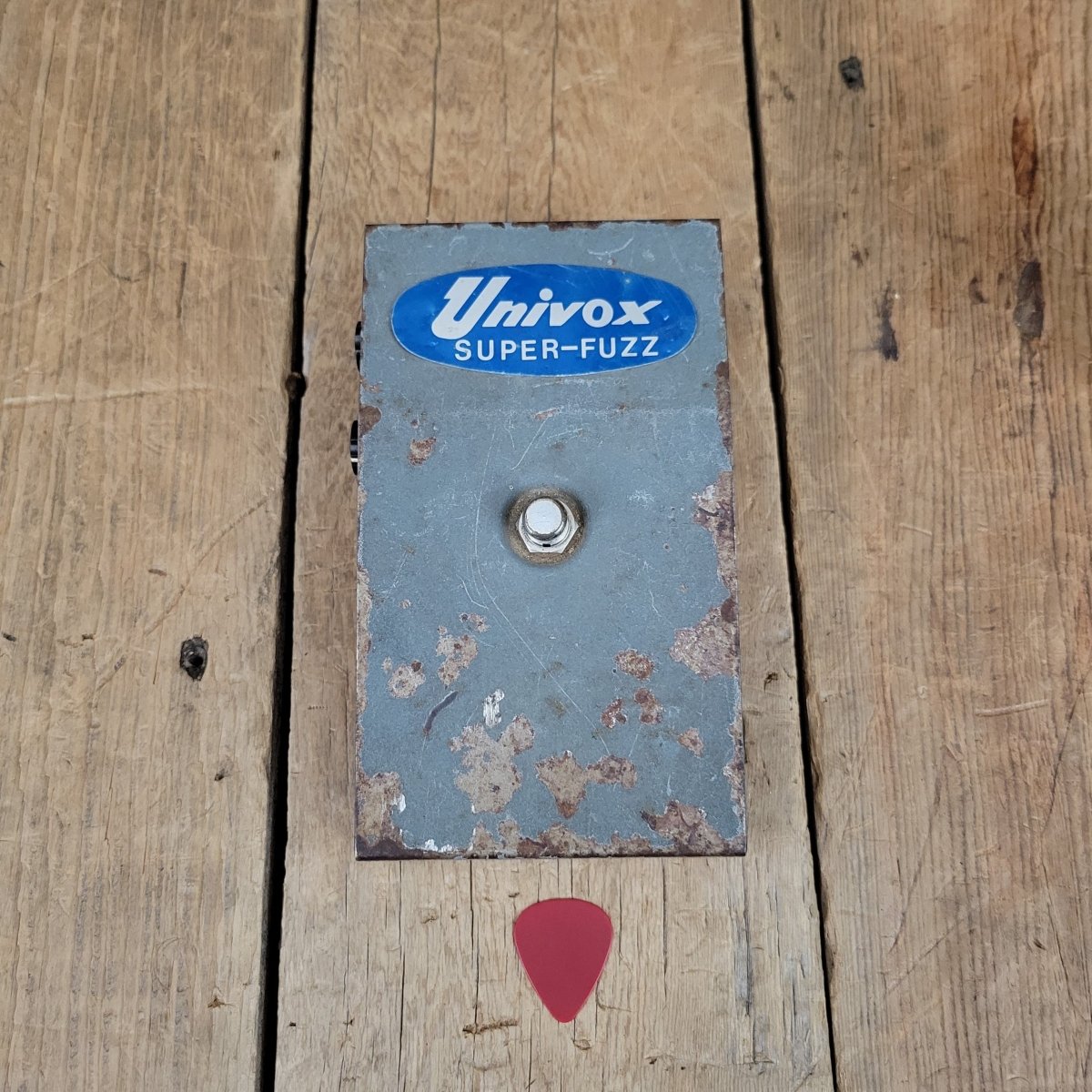 SOLD - Univox Super Fuzz - 1960s - Mahar's Vintage Guitars
