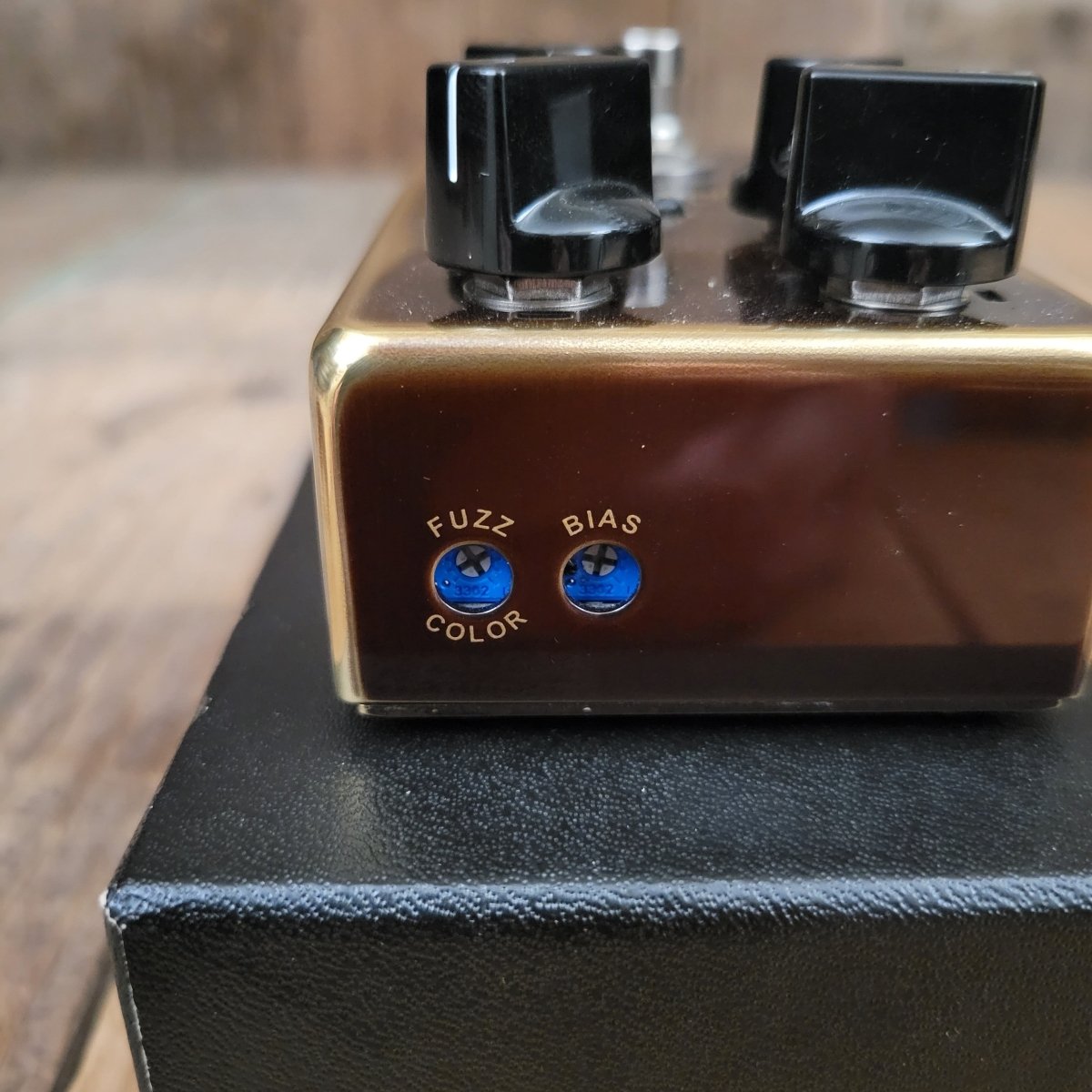 SOLD - Vemuram Shanks 4K Tri-Sound Fuzz Overdrive Boost