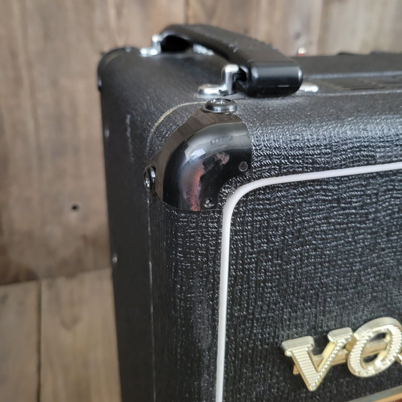 SOLD - Vox AC30/6 TB 3 Channel 30 - Watt 2x12" - 2004 - Mahar's Vintage Guitars