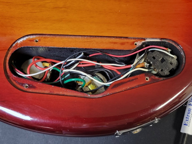 SOLD - Yamaha BB1000S Fretless Bass 1984 - Mahar's Vintage Guitars
